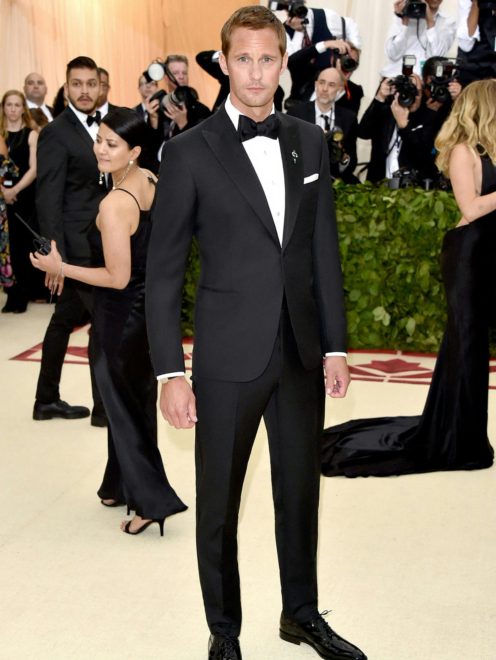 Alexander Skarsgård wearing a Brioni bespoke black tuxedo